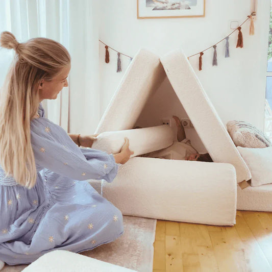Das Spielsofa: Warum es das Herzstück in jedem Kinderzimmer ist.