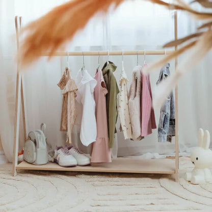 Tipi Kleiderständer | Montessori